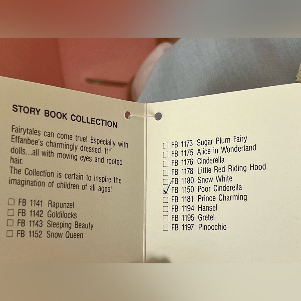 Effanbee Storybook Collection ‘Poor Cinderella’ 1988 - Picture 12 of 14